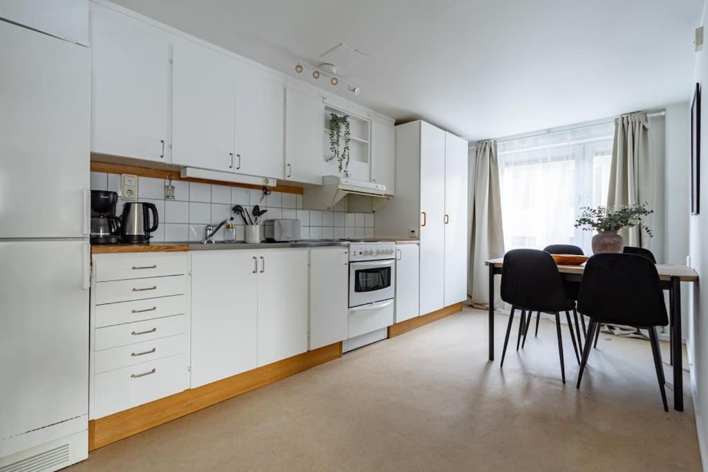 Low-Cost Stay In Sofo, Construction Work Stockholm Exterior photo
